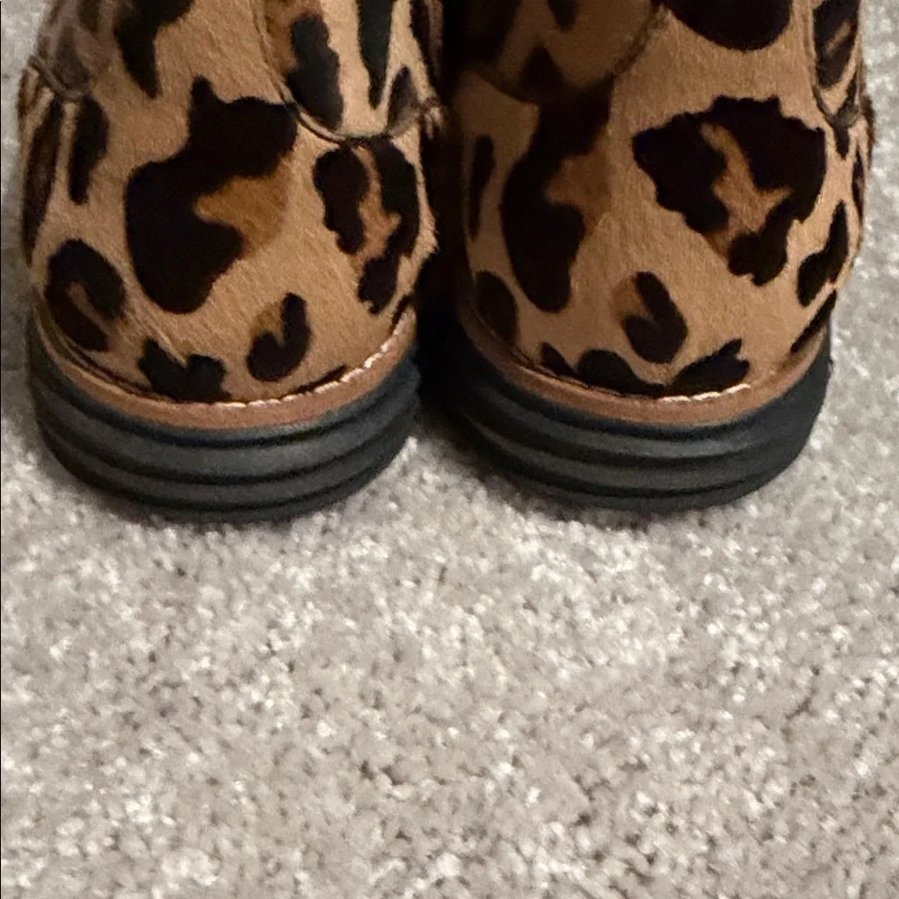 Cole Haan Leopard Print Lace-Up Oxfords in Tan and Black - Picture 4 of 6